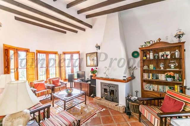 3 bedroom Villa for sale in Cómpeta with pool - € 435,000 (Ref: 9609499)