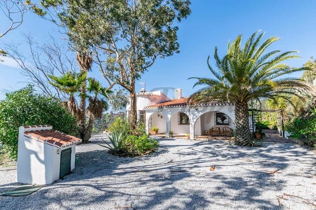 3 bedroom Villa for sale in Cómpeta with pool - € 435,000 (Ref: 9609499)