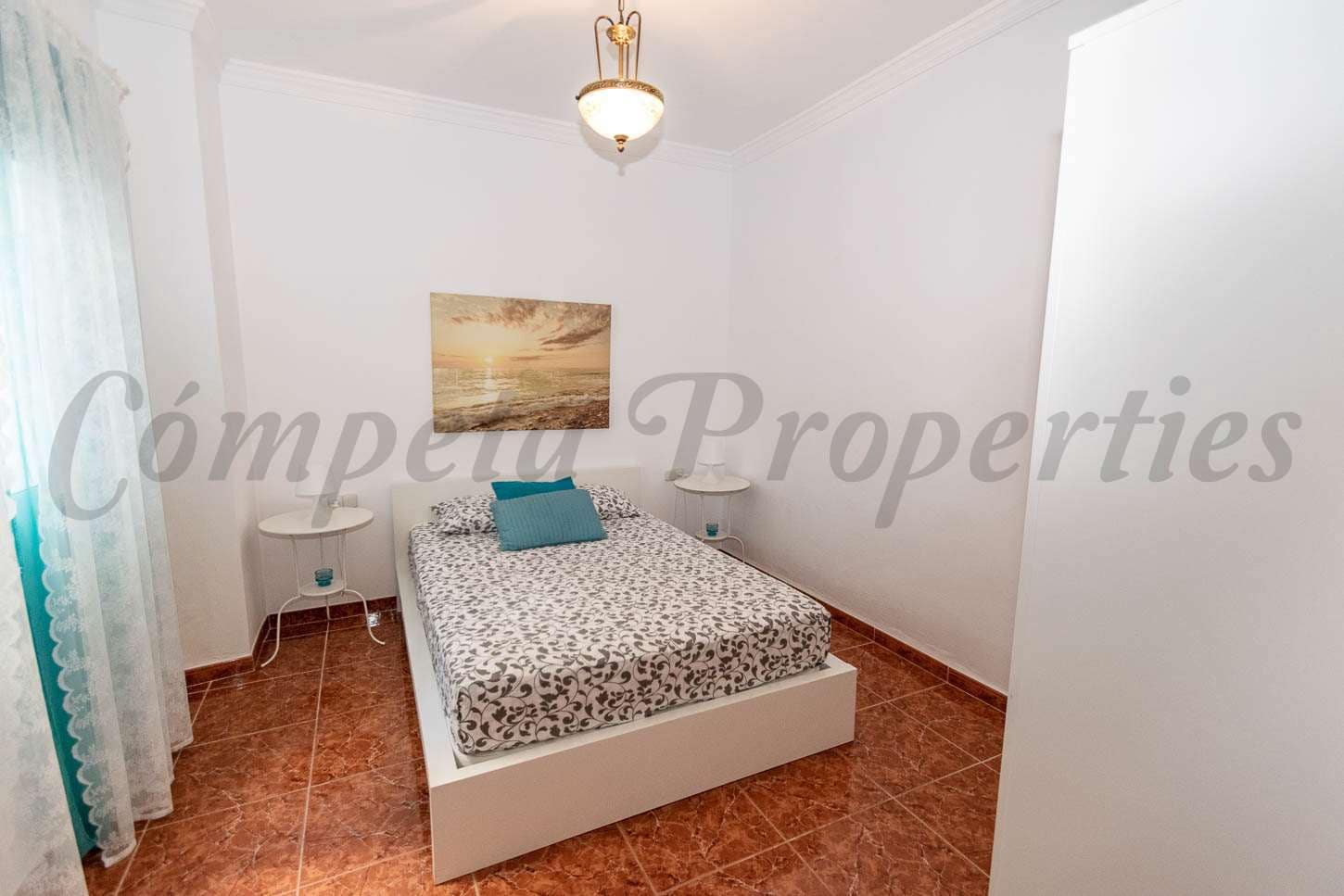 Casa de 3 habitaciones en Torrox en alquiler - 750 € (Ref: 9610200)