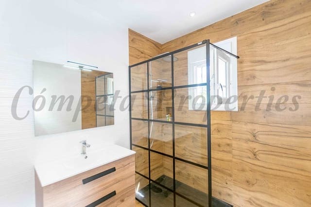 6 makuuhuone Maalaistalo myytävänä paikassa Torrox mukana uima-altaan 
autotalli - 770 000 € (Ref: 9629204)