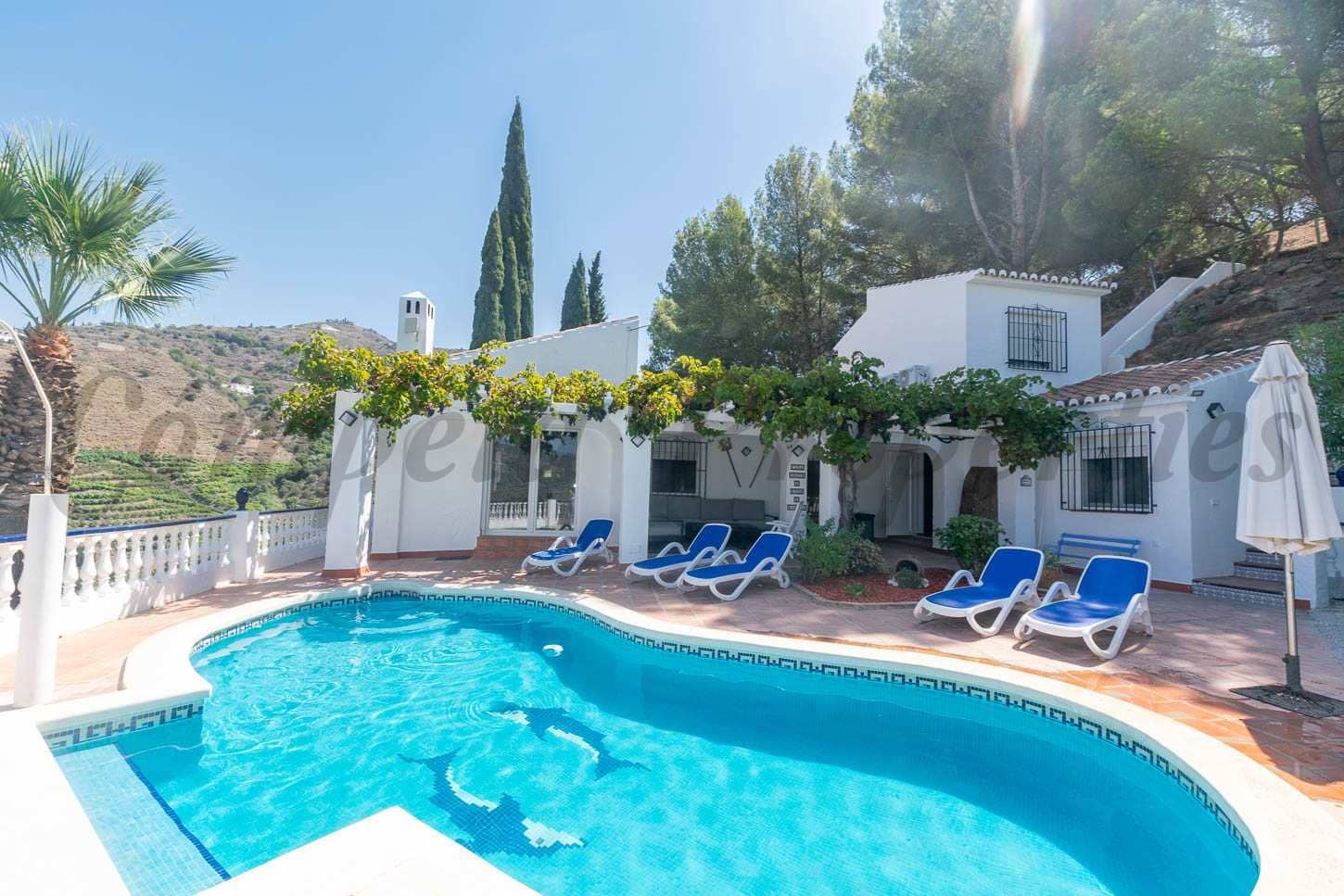 6 soverom Finca/Herregård til salgs i Torrox med svømmebasseng garasje - € 770 000 (Ref: 9629204)