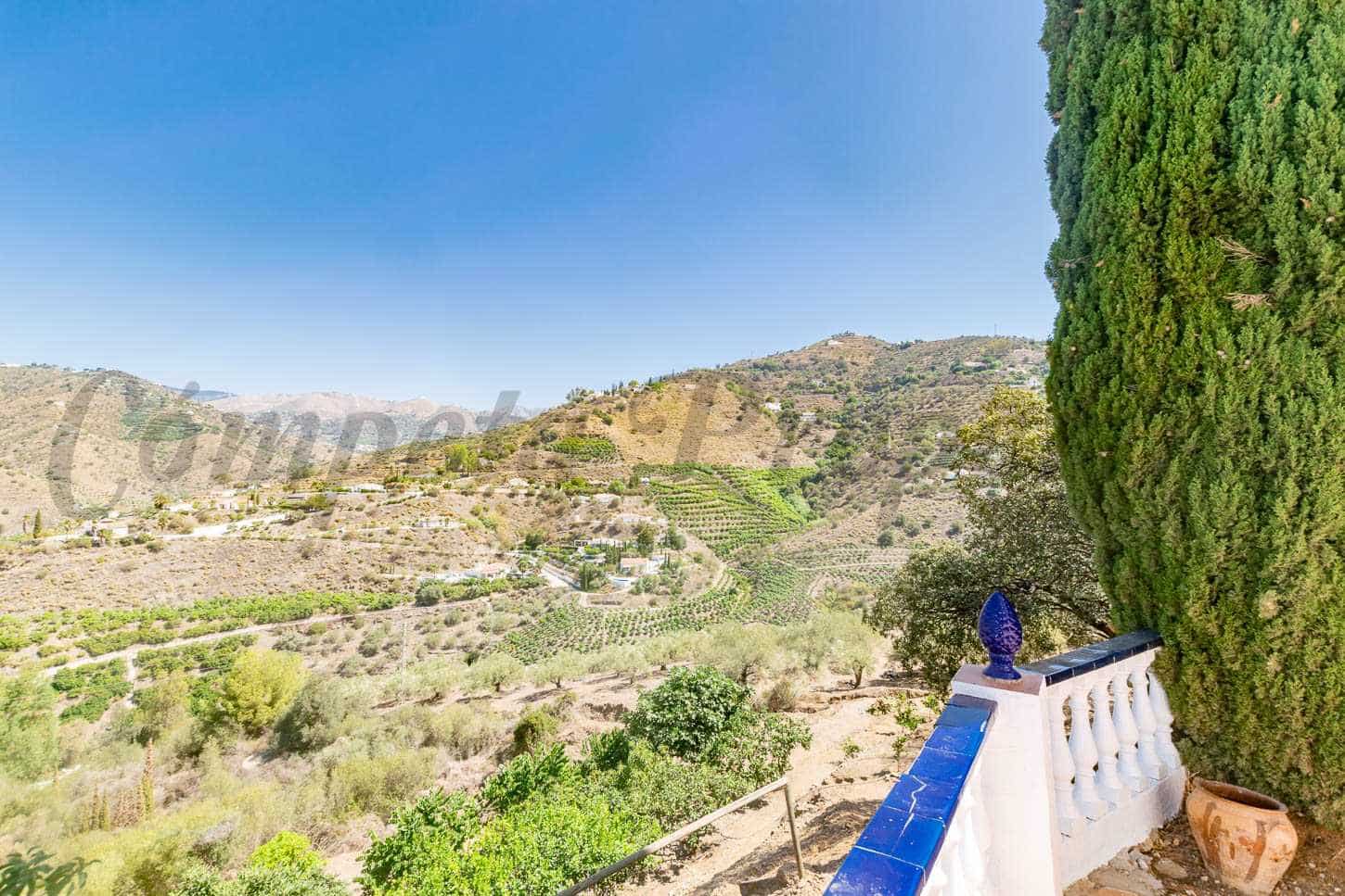 6 soverom Finca/Herregård til salgs i Torrox med svømmebasseng garasje - € 770 000 (Ref: 9629204)