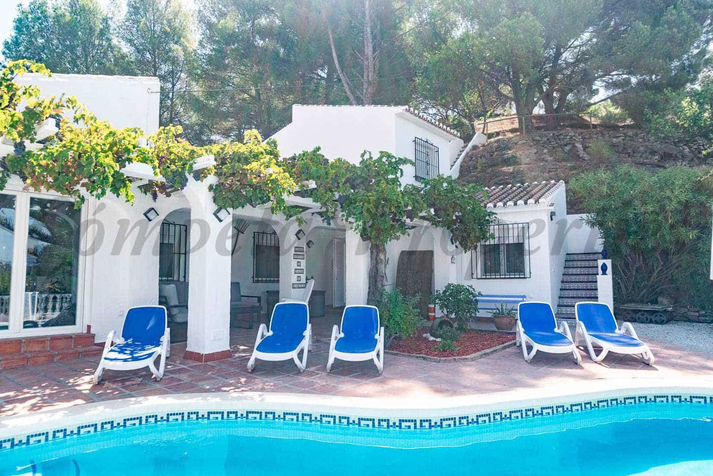 6 soverom Finca/Herregård til salgs i Torrox med svømmebasseng garasje - € 770 000 (Ref: 9629204)