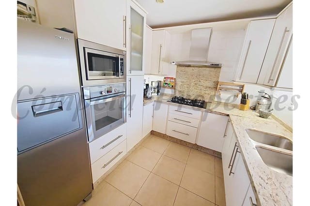 4 camera da letto Villa in vendita in Vélez-Málaga con piscina - 890.000 € (Rif: 9631384)