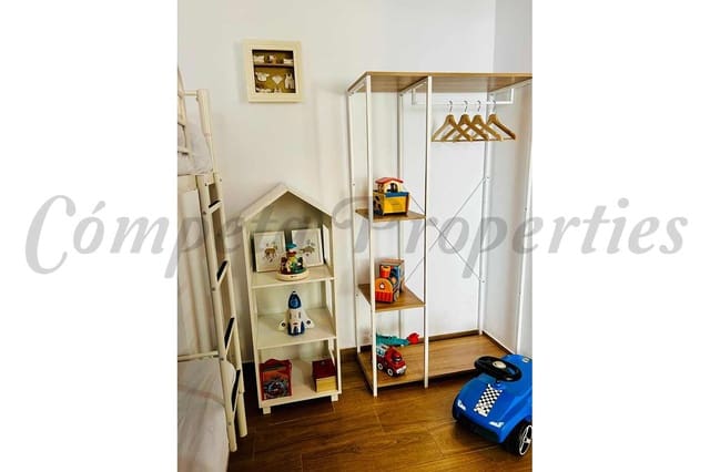 3 soveværelse Finca/Landehus til leje i Torrox med swimmingpool garage - € 1.200 (Ref: 9634914)