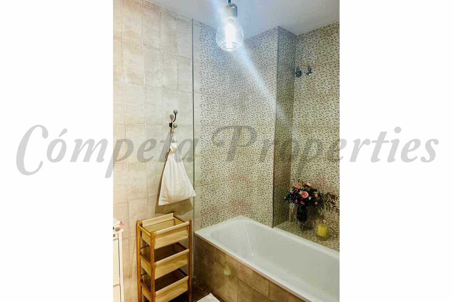 3 soveværelse Finca/Landehus til leje i Torrox med swimmingpool garage - € 1.200 (Ref: 9634914)