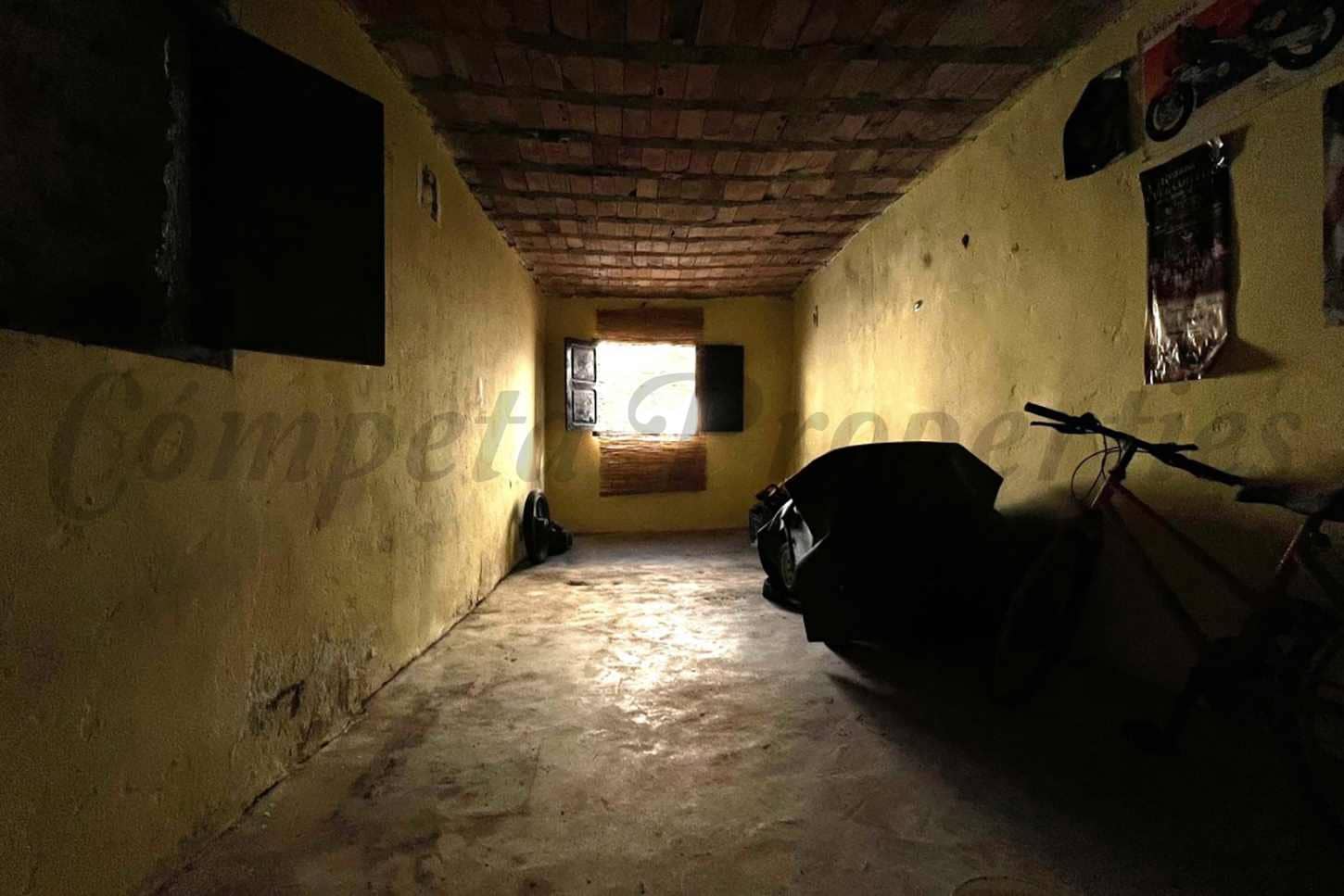 Byhus til salg i Competa - € 63.000 (Ref: 9642837)