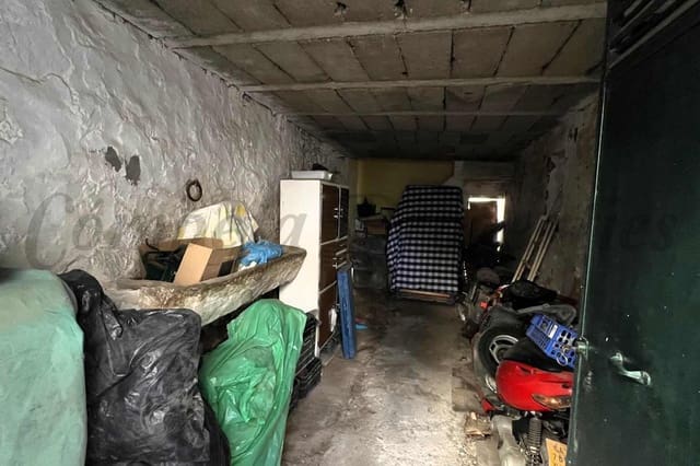 Byhus til salg i Cómpeta - € 63.000 (Ref: 9642837)