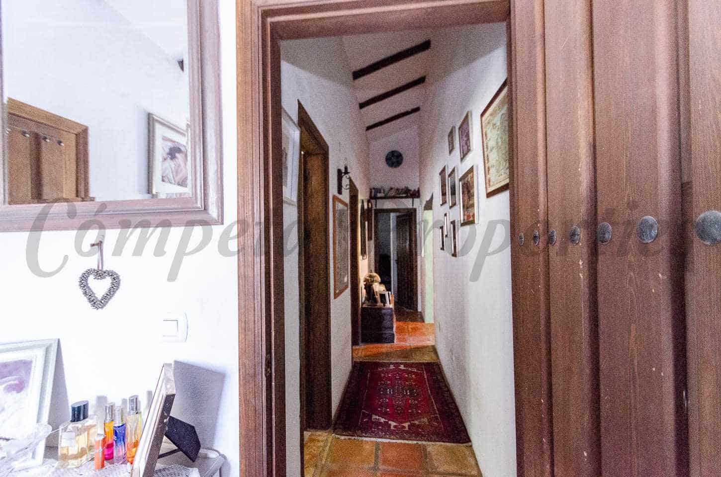 3 soverom Finca/Herregård til salgs i Archez med svømmebasseng - € 395 000 (Ref: 9646190)