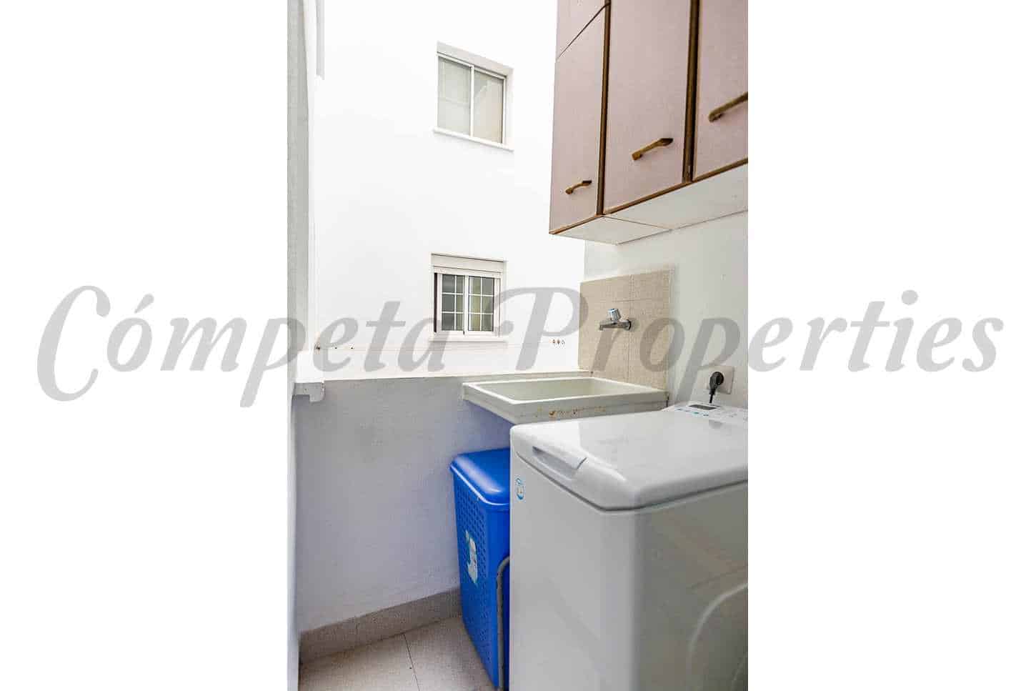 3 sovrum Lägenhet att hyra i Nerja - 1 100 € (Ref: 9649960)