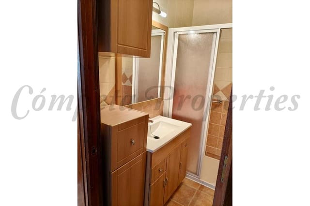 3 sovrum Lägenhet att hyra i Nerja - 1 100 € (Ref: 9649960)