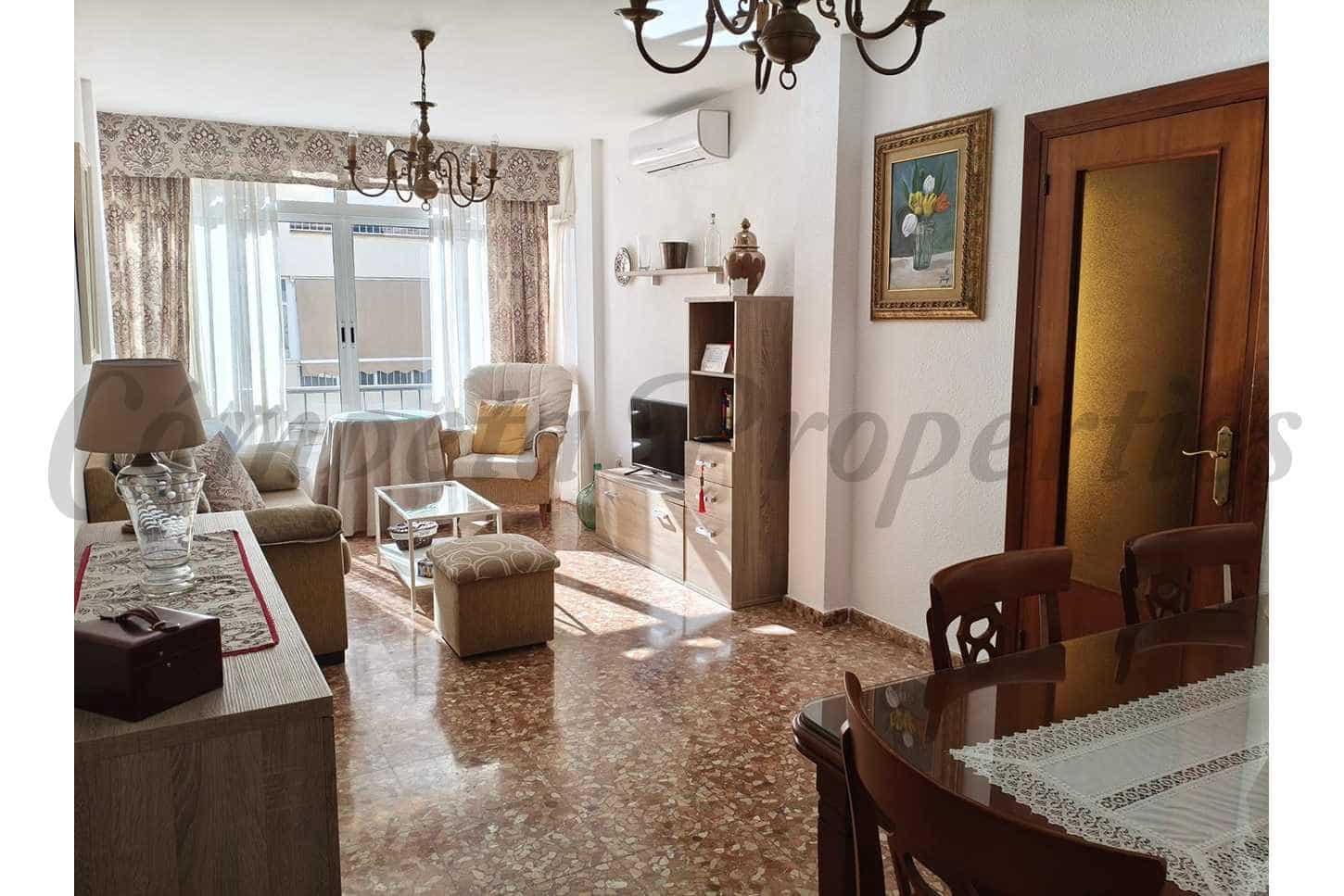 3 sovrum Lägenhet att hyra i Nerja - 1 100 € (Ref: 9649960)