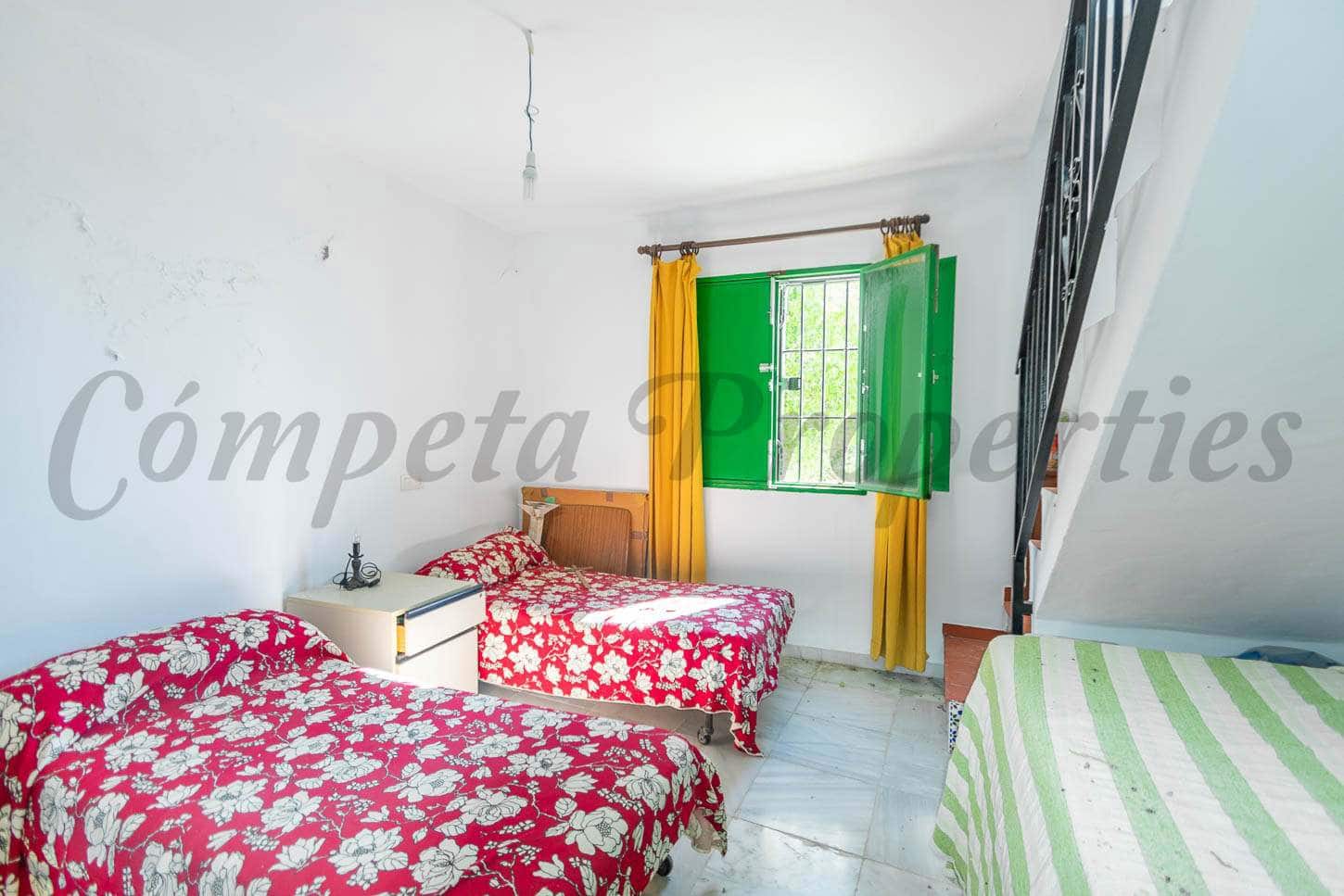 4 Zimmer Finca/Landgut zu verkaufen in Competa - 118.000 € (Ref: 9654271)