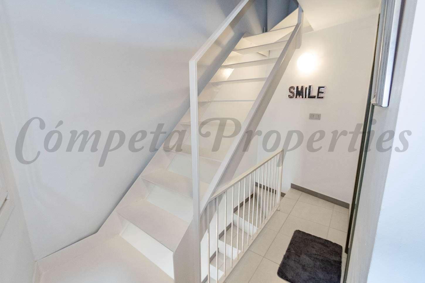 1 makuuhuone Omakotitalo myytävänä paikassa Torrox - 169 000 € (Ref: 9656859)