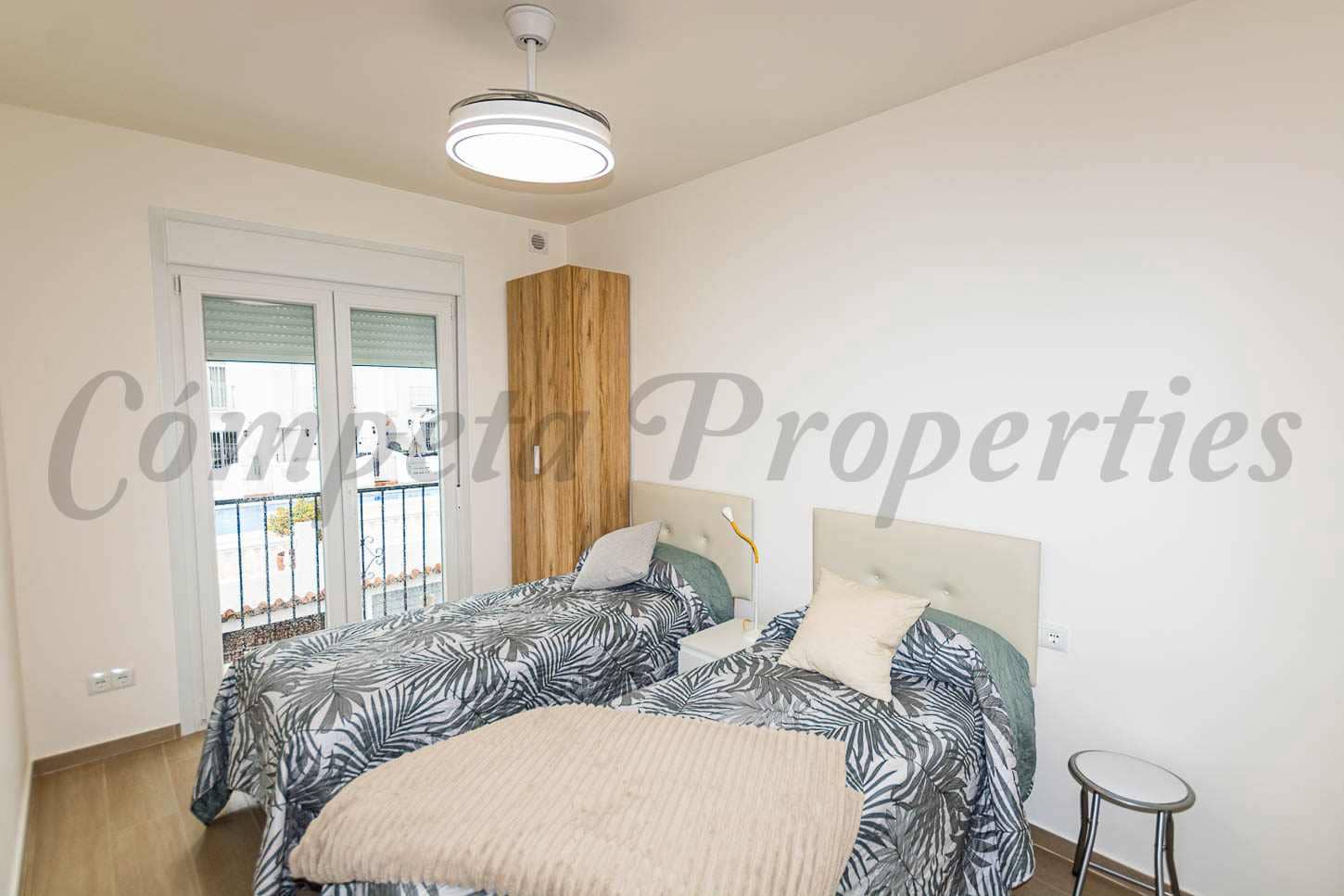 2 soverom Leilighet til salgs i Nerja med svømmebasseng - € 785 (Ref: 9666977)