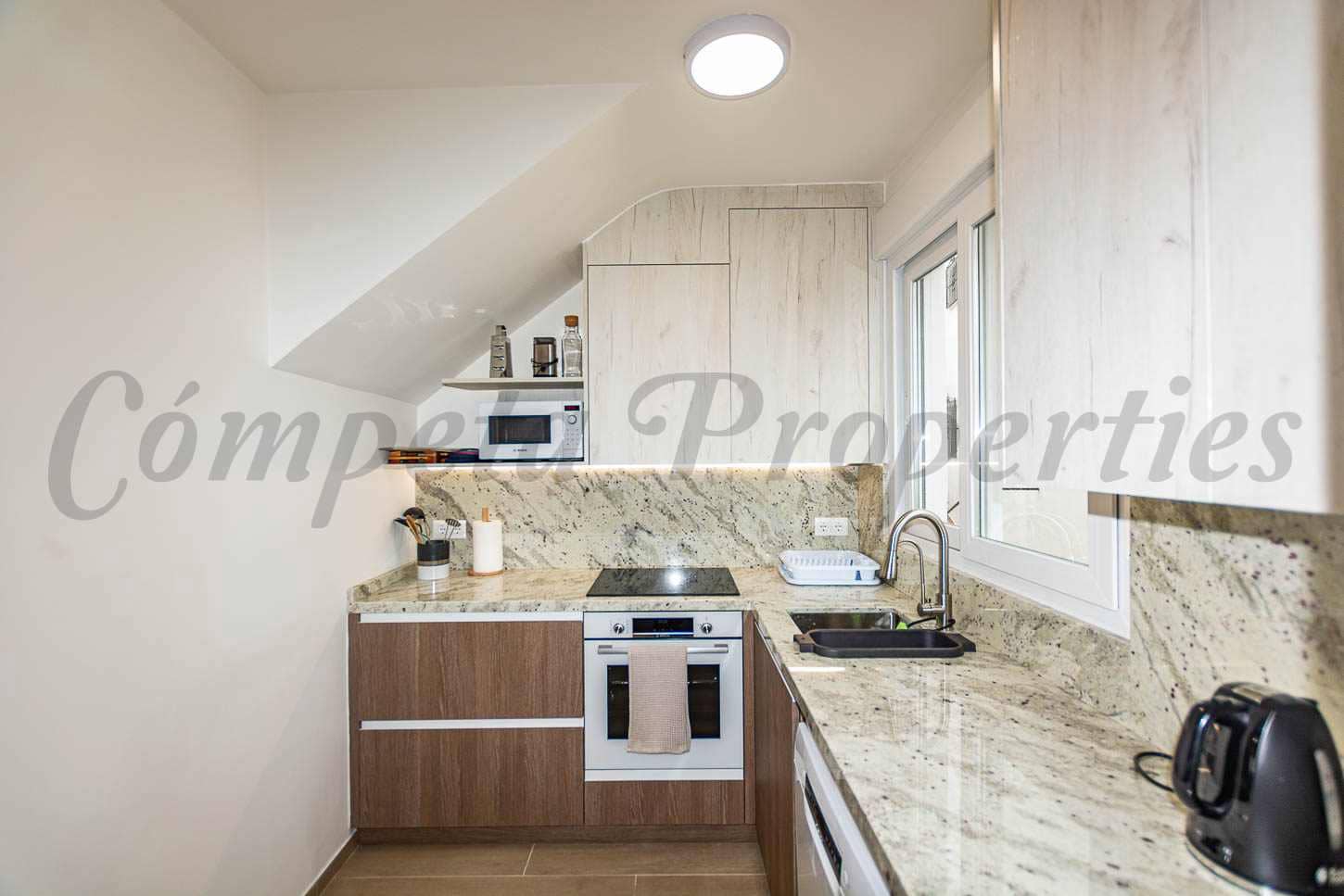 2 soverom Leilighet til salgs i Nerja med svømmebasseng - € 785 (Ref: 9666977)