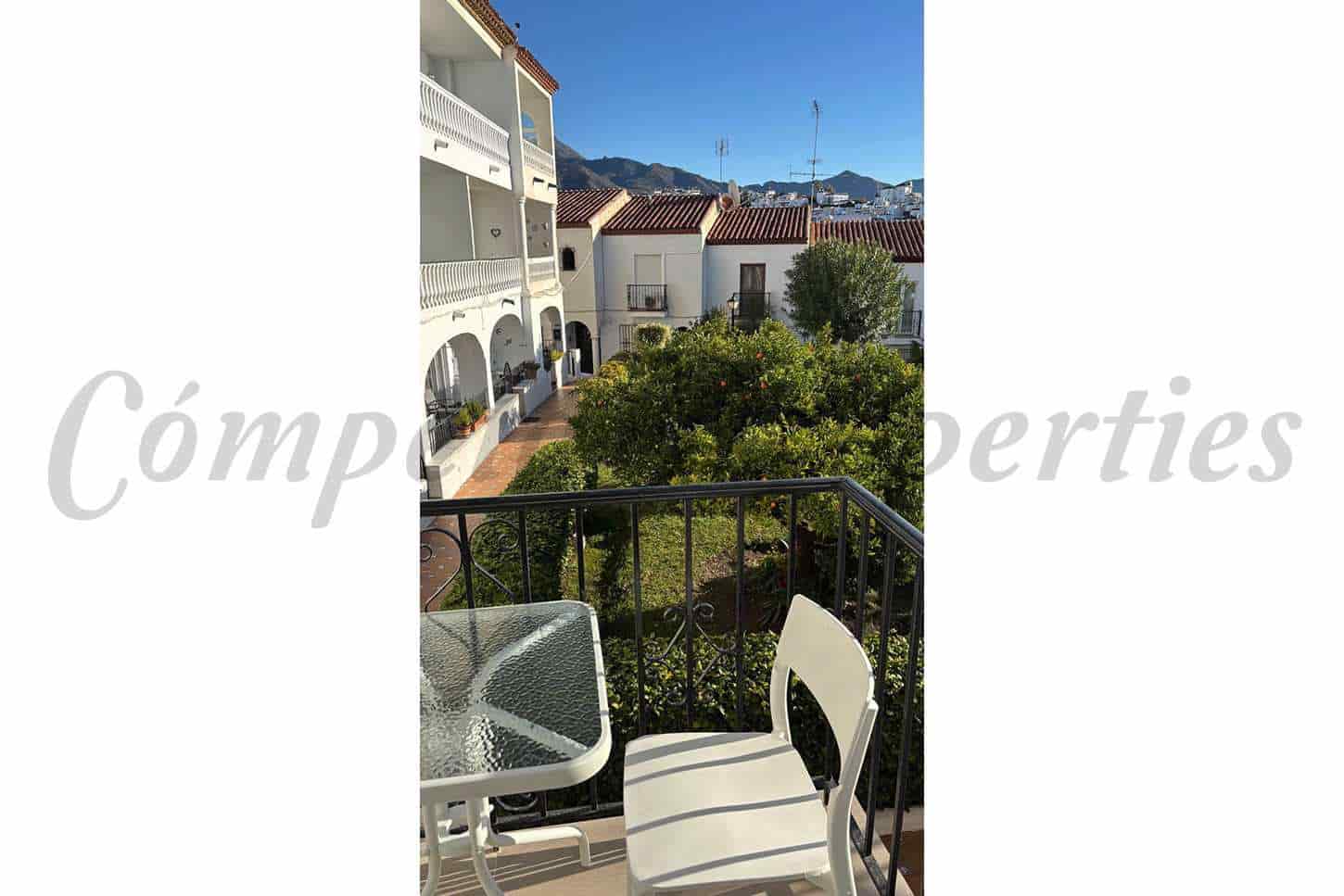 2 soverom Leilighet til salgs i Nerja med svømmebasseng - € 785 (Ref: 9666977)