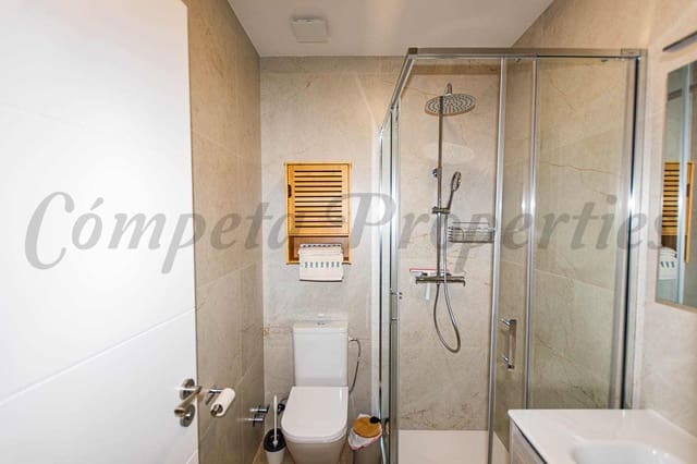 Apartamento de 2 habitaciones en Nerja en alquiler vacacional con piscina - 785 € (Ref: 9666977)