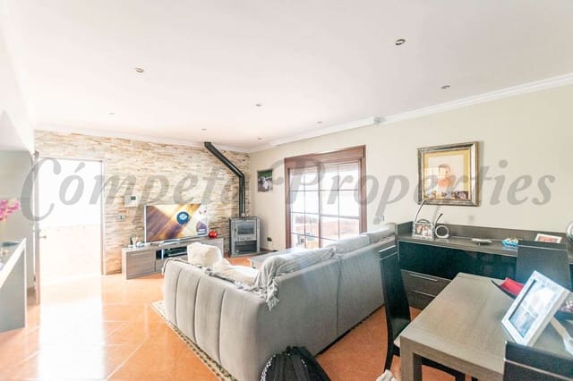 3 makuuhuone Omakotitalo vuokrattavana paikassa Sayalonga - 1 000 € (Ref: 9672172)