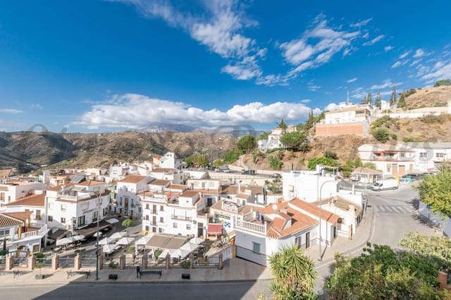 3 makuuhuone Omakotitalo vuokrattavana paikassa Sayalonga - 1 000 € (Ref: 9672172)