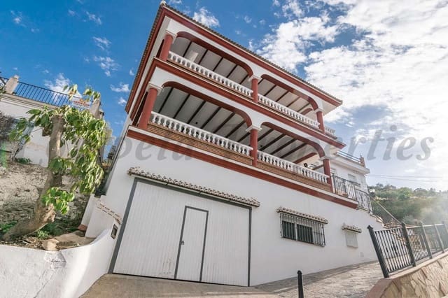 3 makuuhuone Omakotitalo vuokrattavana paikassa Sayalonga - 1 000 € (Ref: 9672172)