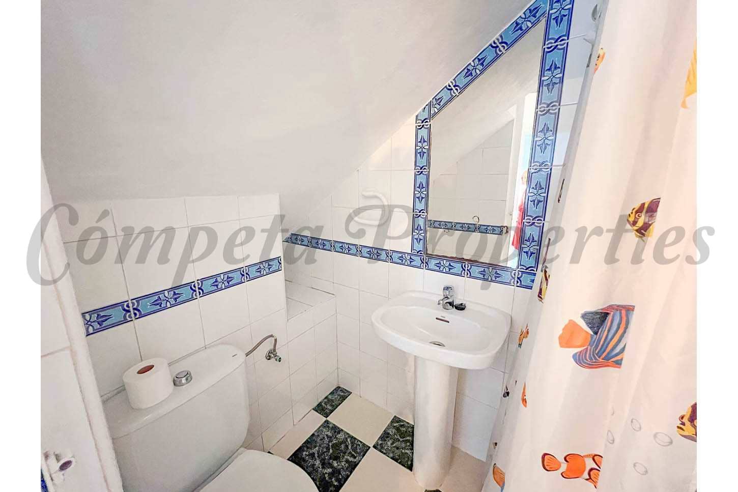 Casa de 3 habitaciones en Nerja en alquiler - 950 € (Ref: 9676030)