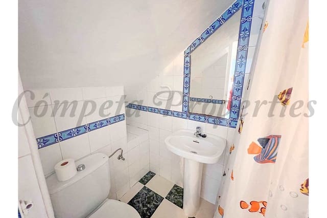 Casa de 3 habitaciones en Nerja en alquiler - 950 € (Ref: 9676030)