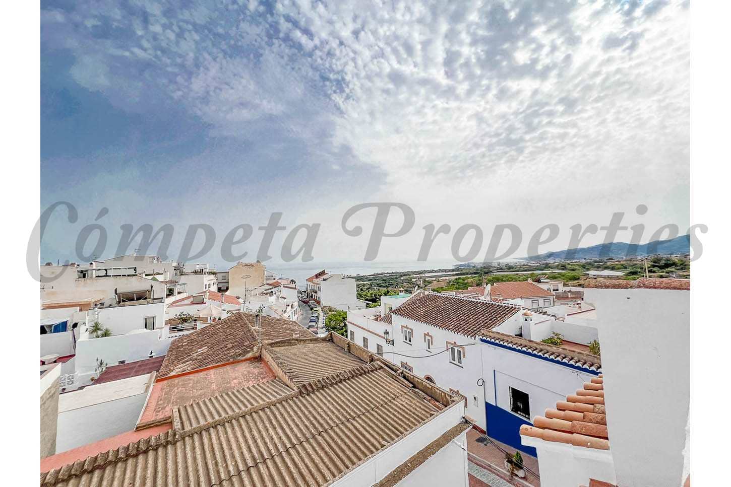 Casa de 3 habitaciones en Nerja en alquiler - 950 € (Ref: 9676030)