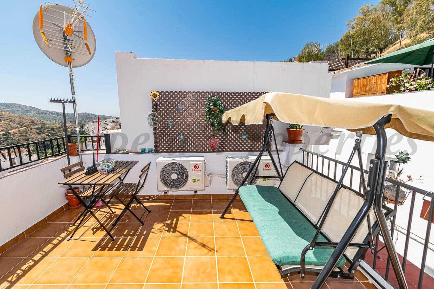 2 bedroom Townhouse for sale in Torrox - € 179,000 (Ref: 9688508)