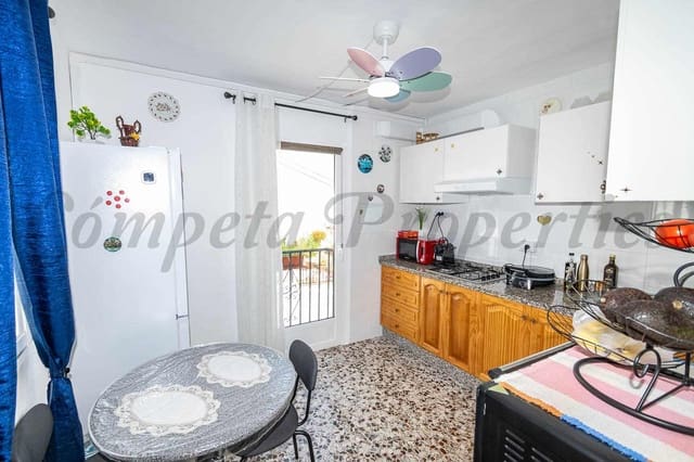 2 bedroom Townhouse for sale in Torrox - € 179,000 (Ref: 9688508)