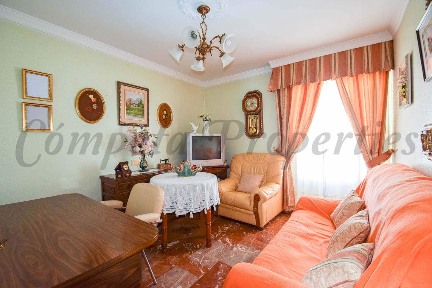 2 bedroom Apartment for rent in Torrox-Costa - € 750 (Ref: 9696632)