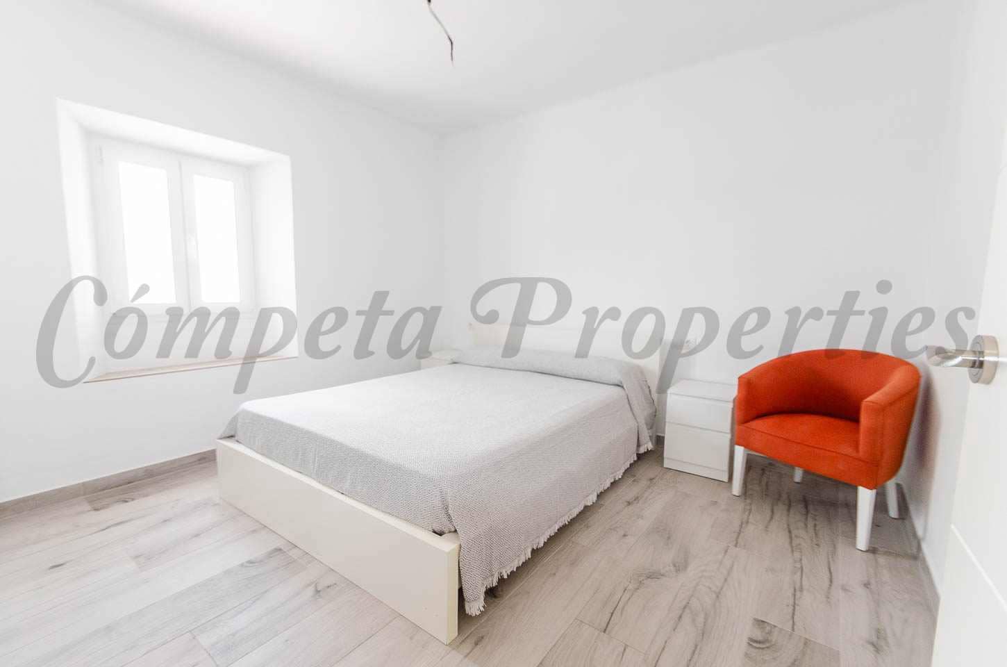 Appartement de 3 chambres à louer à Competa - 1 125 € (Ref: 9702456)