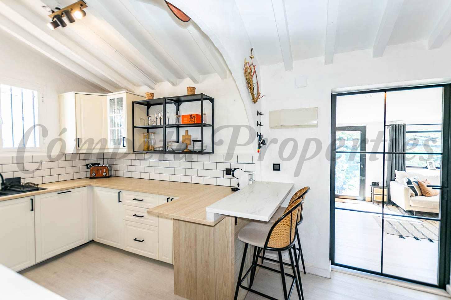 3 soveværelse Villa til salg i Competa med swimmingpool - € 485.000 (Ref: 9715210)