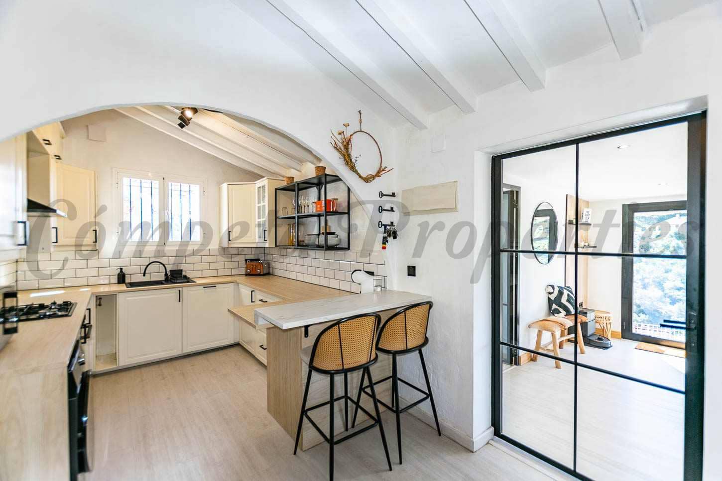 3 soveværelse Villa til salg i Competa med swimmingpool - € 485.000 (Ref: 9715210)