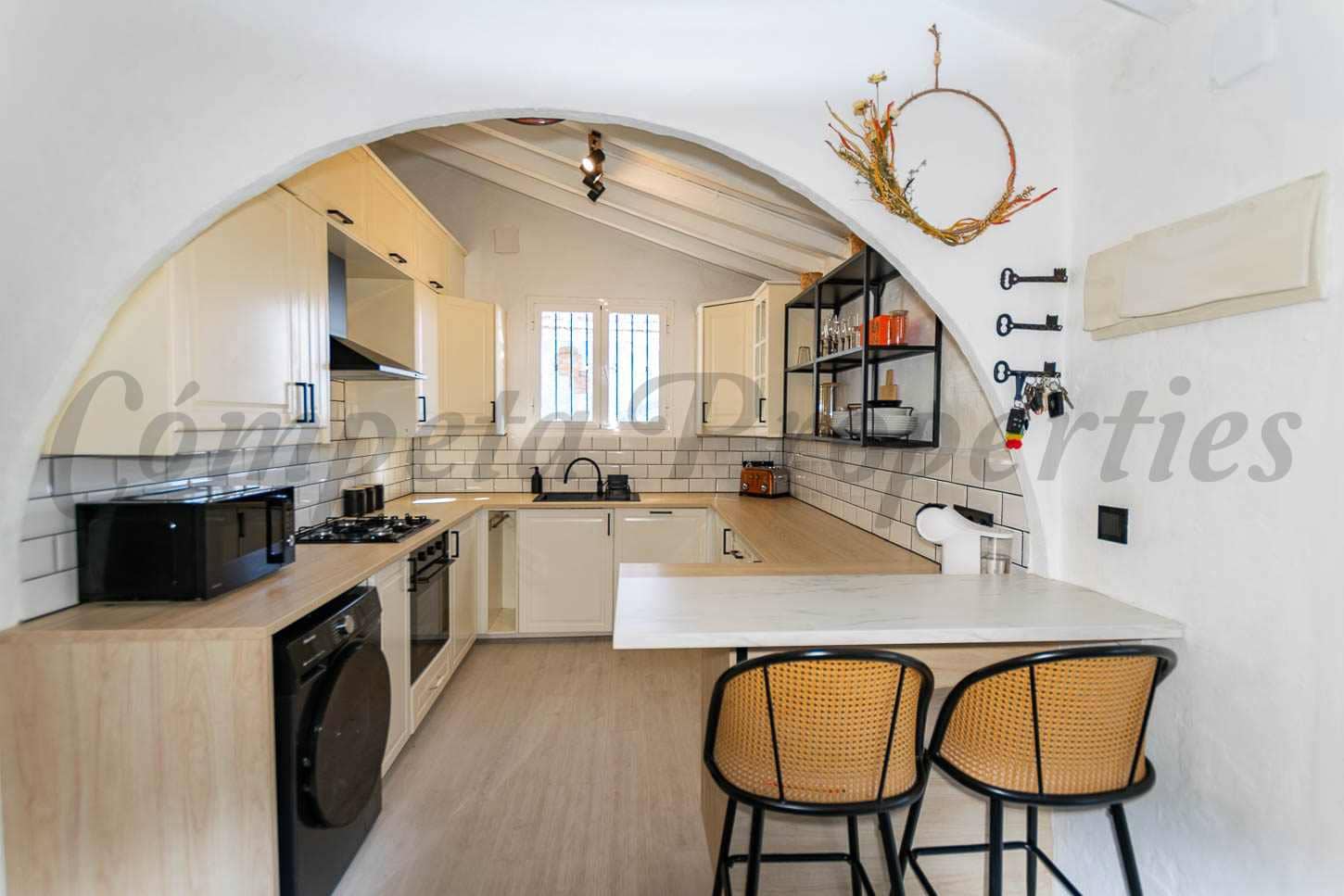 3 soveværelse Villa til salg i Competa med swimmingpool - € 485.000 (Ref: 9715210)