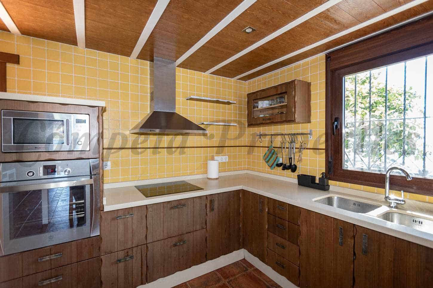 3 makuuhuone Maalaistalo vuokrattavana paikassa Torrox mukana uima-altaan 
autotalli - 1 500 € (Ref: 9715408)