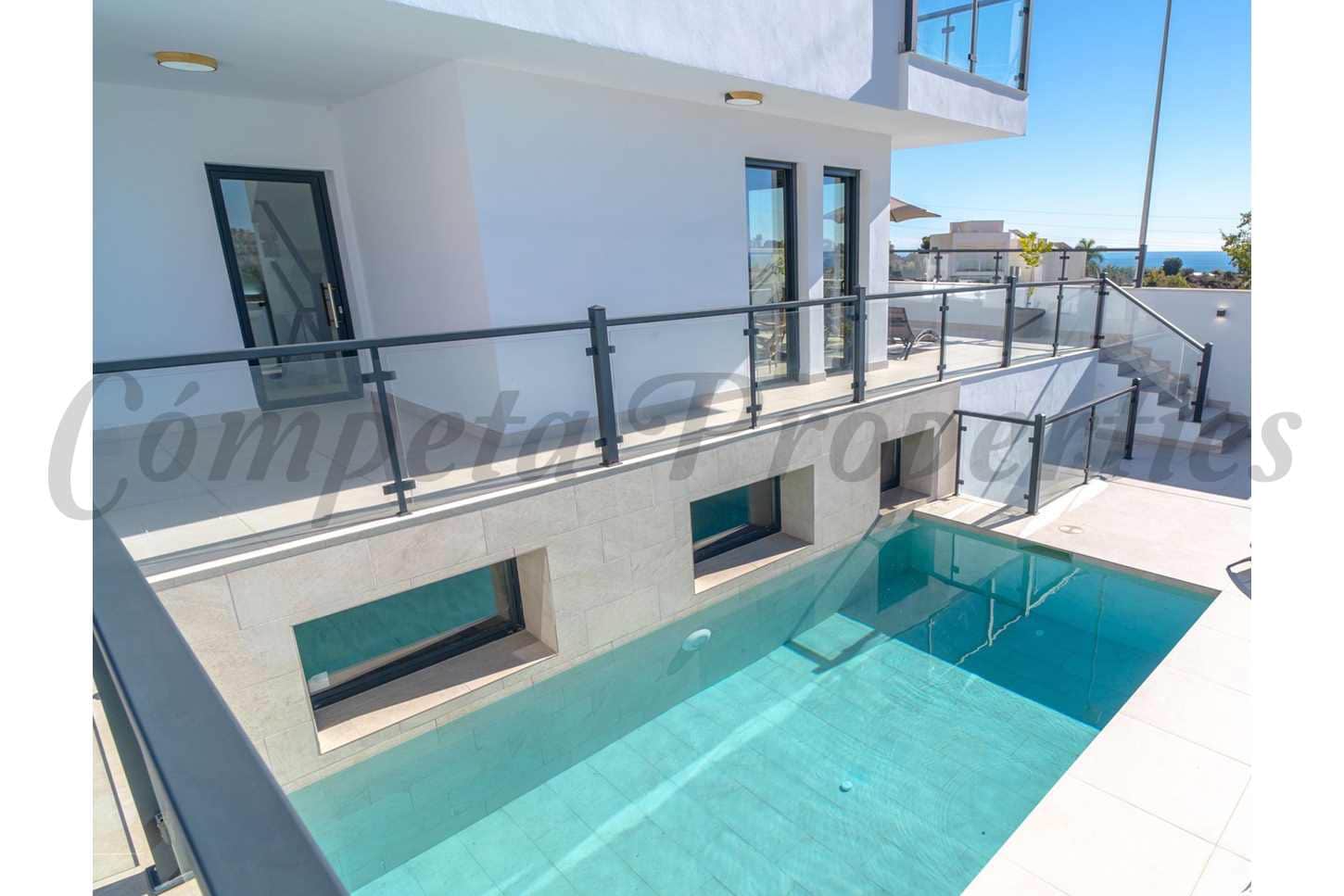 3 bedroom Terraced Villa for sale in Nerja with pool garage - € 829,000 (Ref: 9733622)