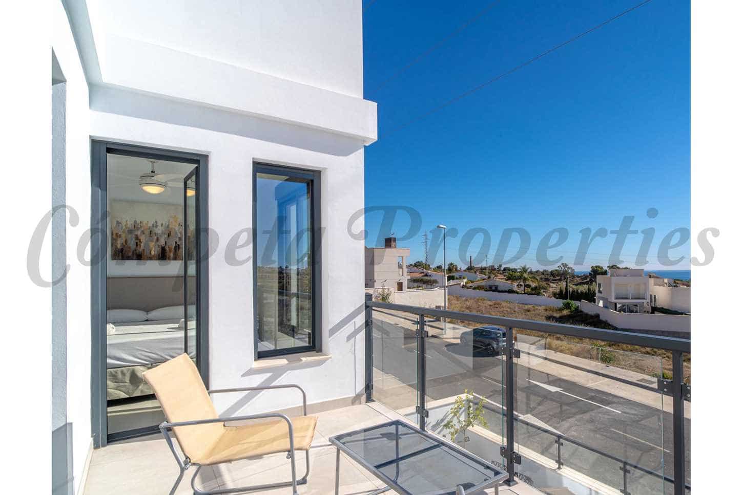 3 bedroom Terraced Villa for sale in Nerja with pool garage - € 829,000 (Ref: 9733622)