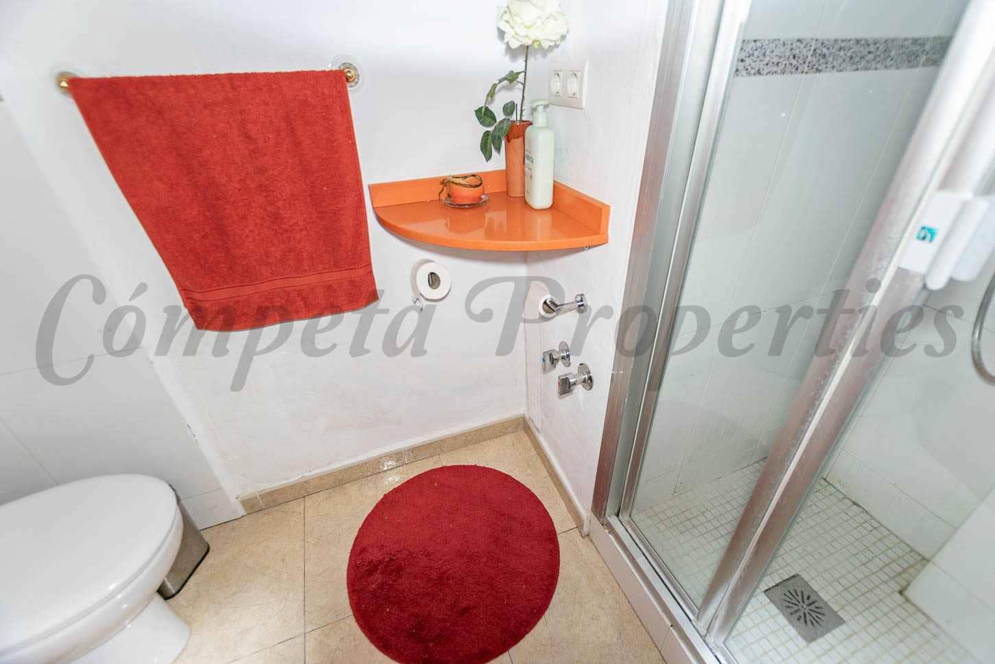 4 sypialnia Willa na sprzedaż w Competa z basenem garażem - 599 000 € (Ref: 9733863)