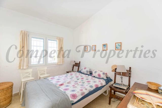 4 sypialnia Willa na sprzedaż w Cómpeta z basenem garażem - 599 000 € (Ref: 9733863)