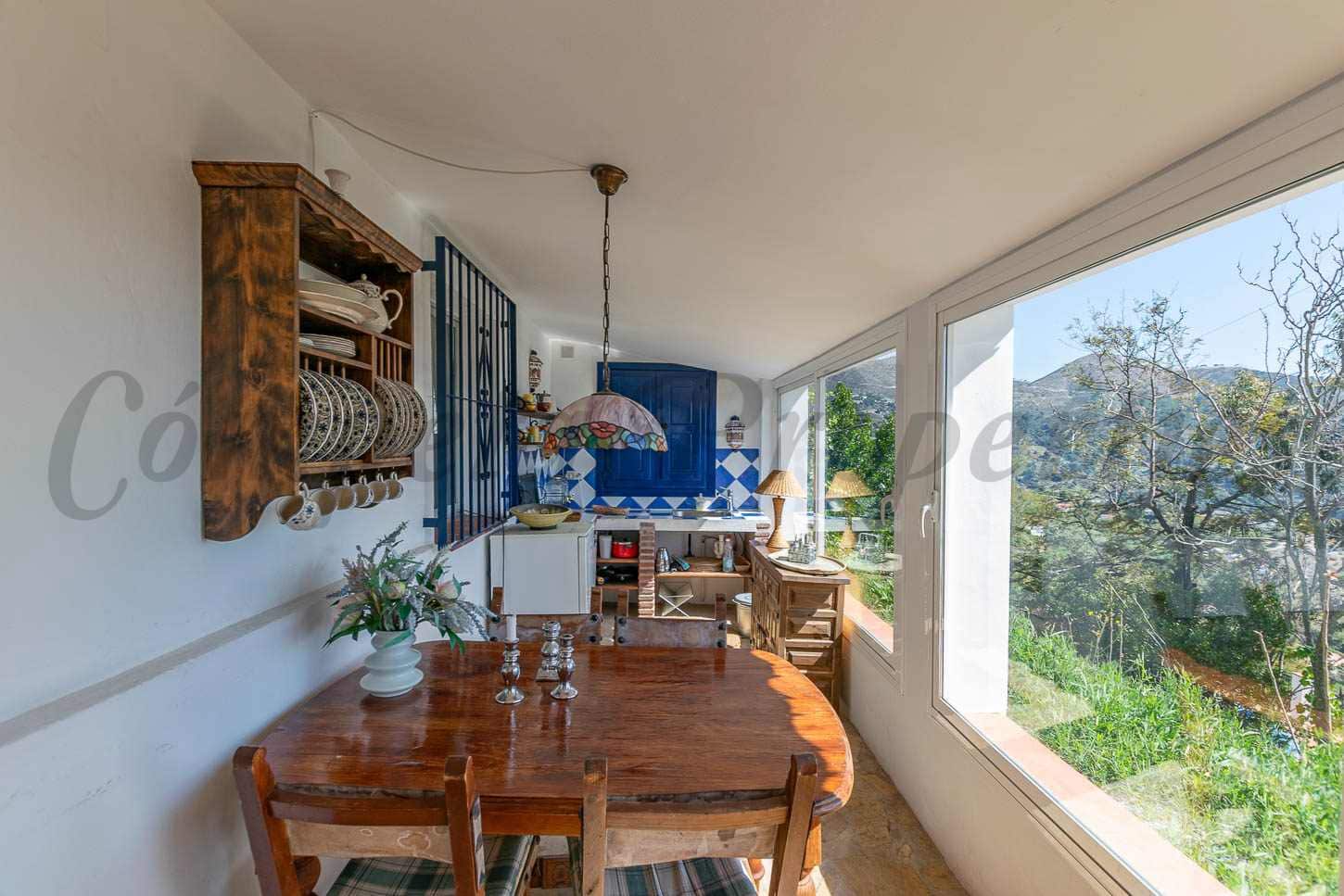 4 sypialnia Willa na sprzedaż w Competa z basenem garażem - 599 000 € (Ref: 9733863)