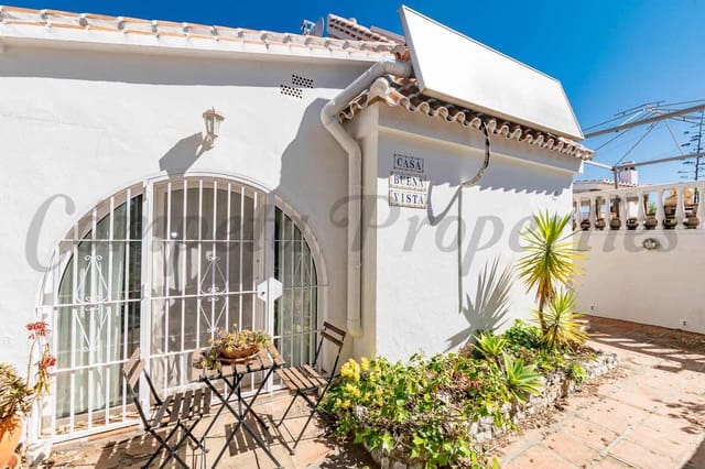 4 sypialnia Willa na sprzedaż w Cómpeta z basenem garażem - 599 000 € (Ref: 9733863)