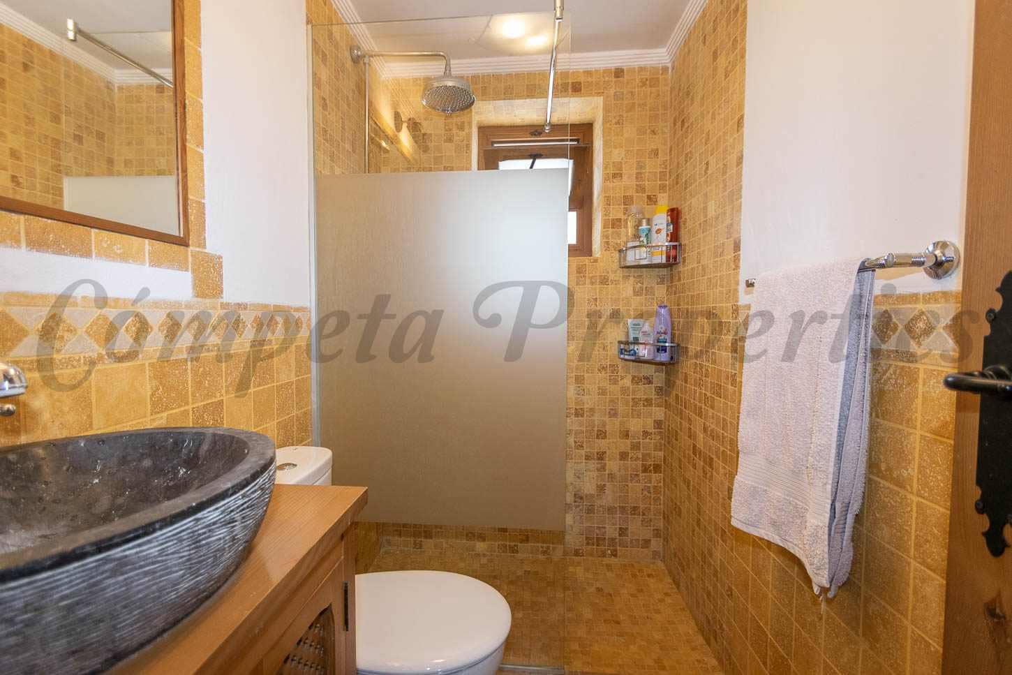 1 bedroom Townhouse for sale in Torrox - € 185,000 (Ref: 9733866)