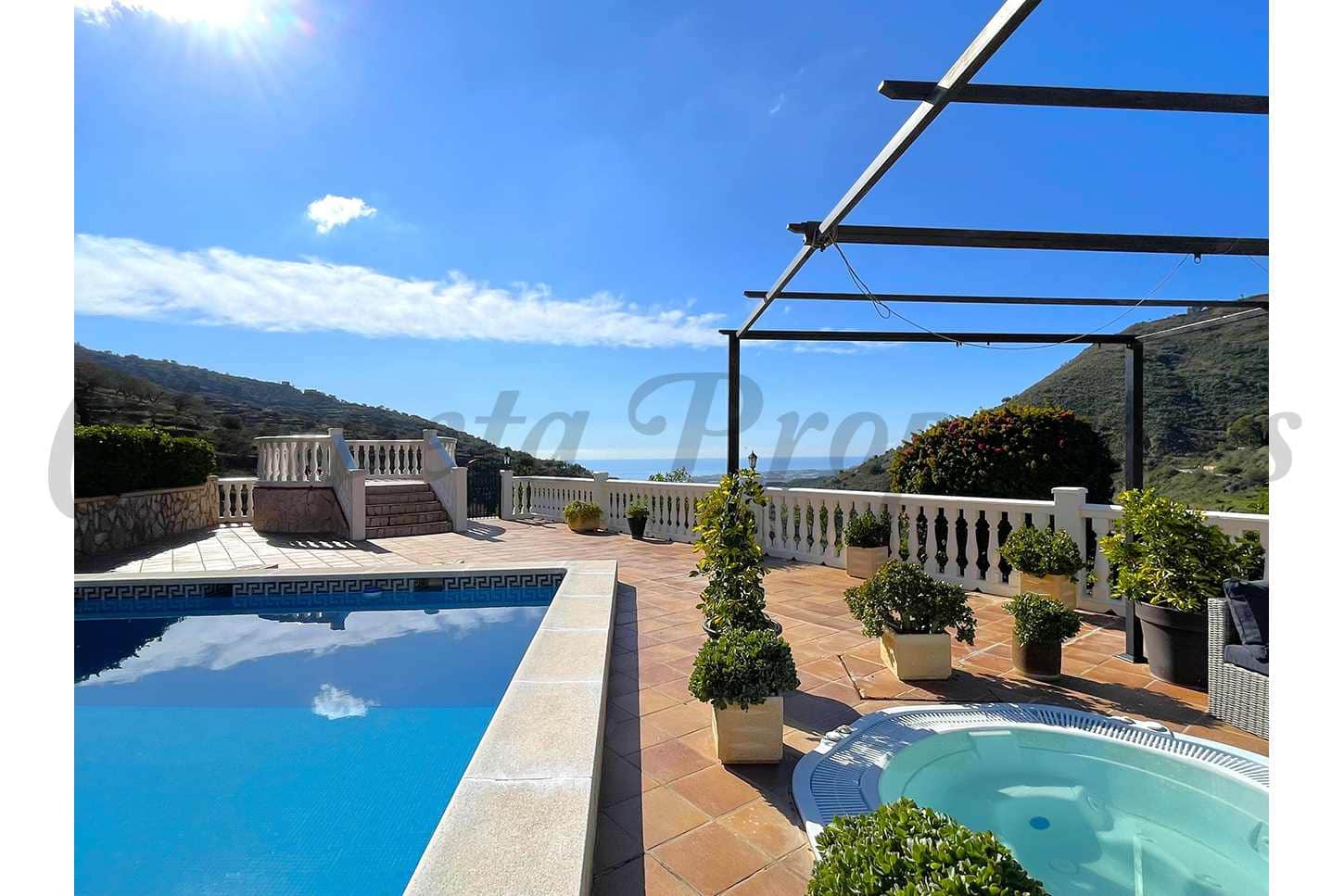 Finca/Casa Rural de 4 habitaciones en Arenas en venta con piscina - 750.000 € (Ref: 9748206)