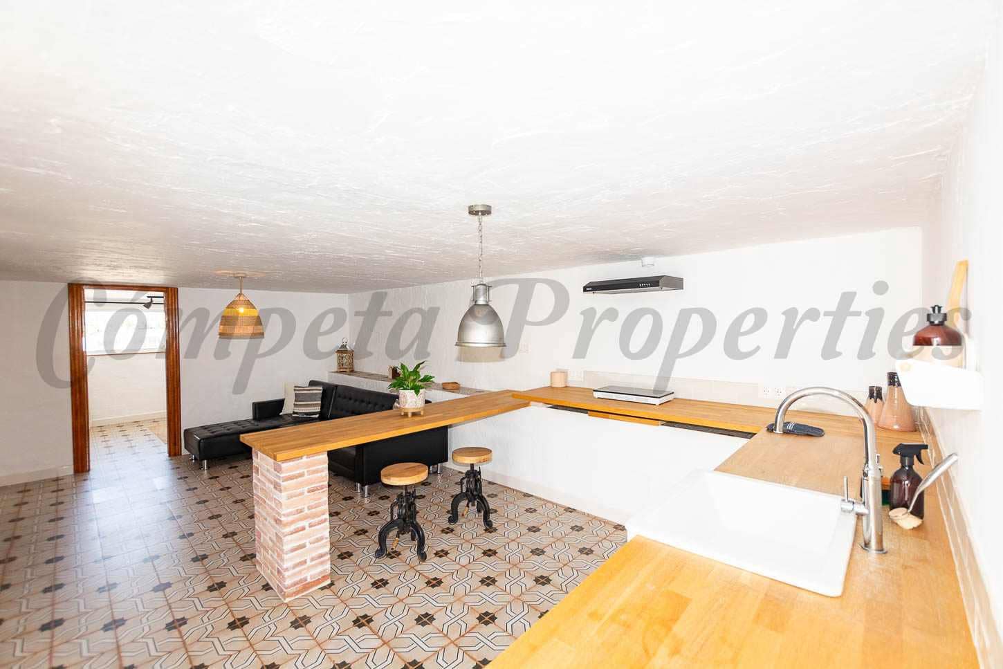 5 slaapkamer Villa te koop in Nerja met zwembad garage - € 1.099.000 (Ref: 9752404)