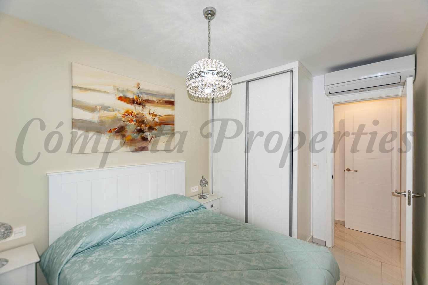 3 makuuhuone Omakotitalo myytävänä paikassa Torrox mukana 
autotalli - 315 000 € (Ref: 9770871)