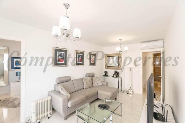 3 makuuhuone Omakotitalo myytävänä paikassa Torrox mukana 
autotalli - 315 000 € (Ref: 9770871)