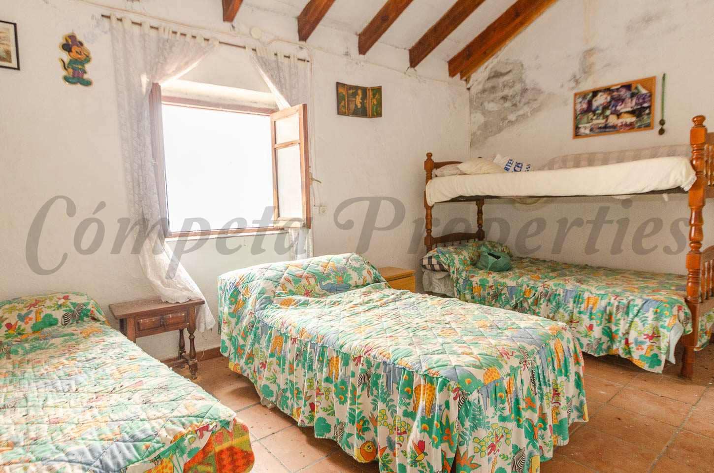 4 quarto Casa em Banda para venda em Salares - 87 500 € (Ref: 9770956)