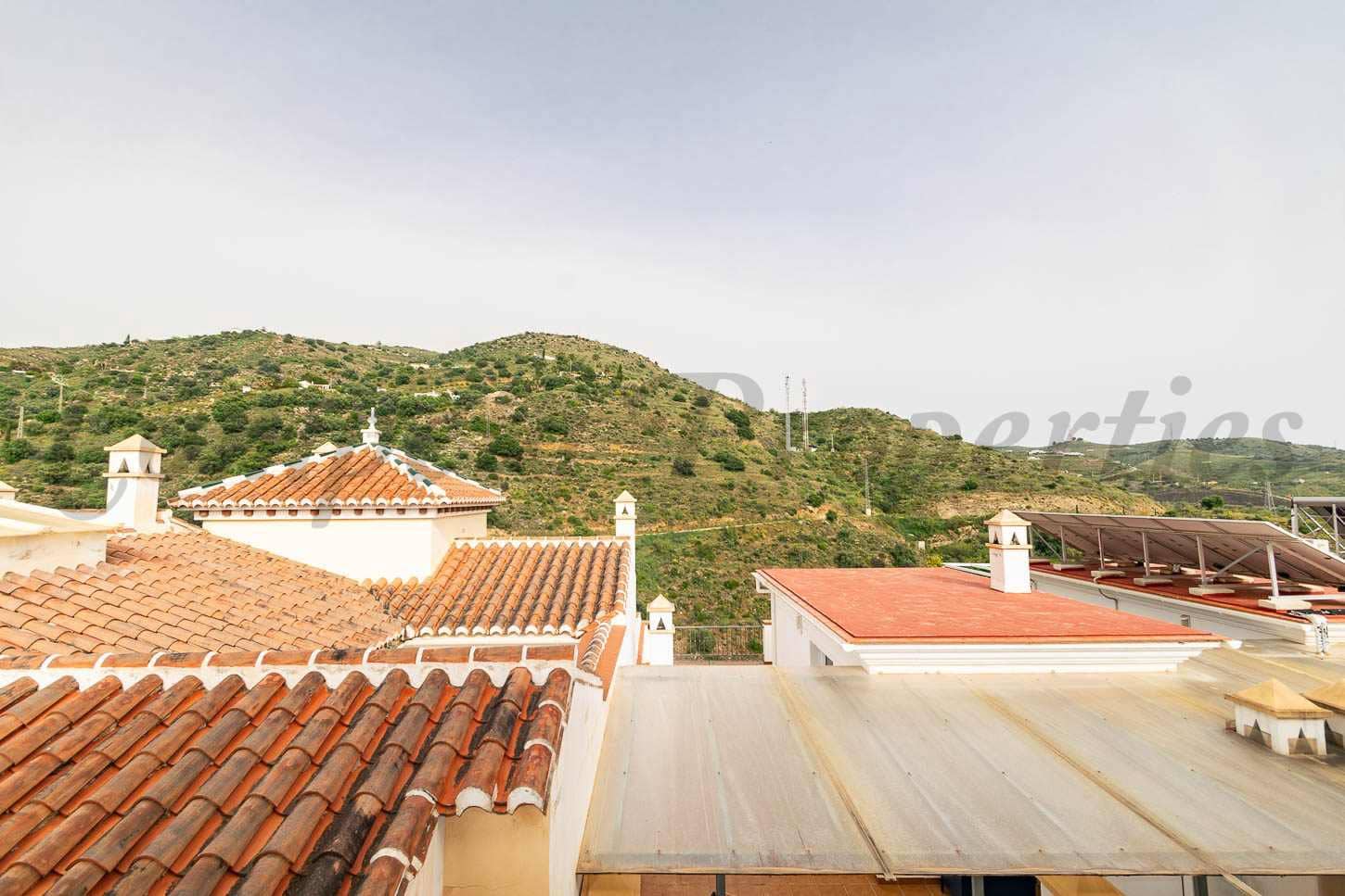 3 makuuhuone Huoneisto myytävänä paikassa Torrox - 210 000 € (Ref: 9775920)