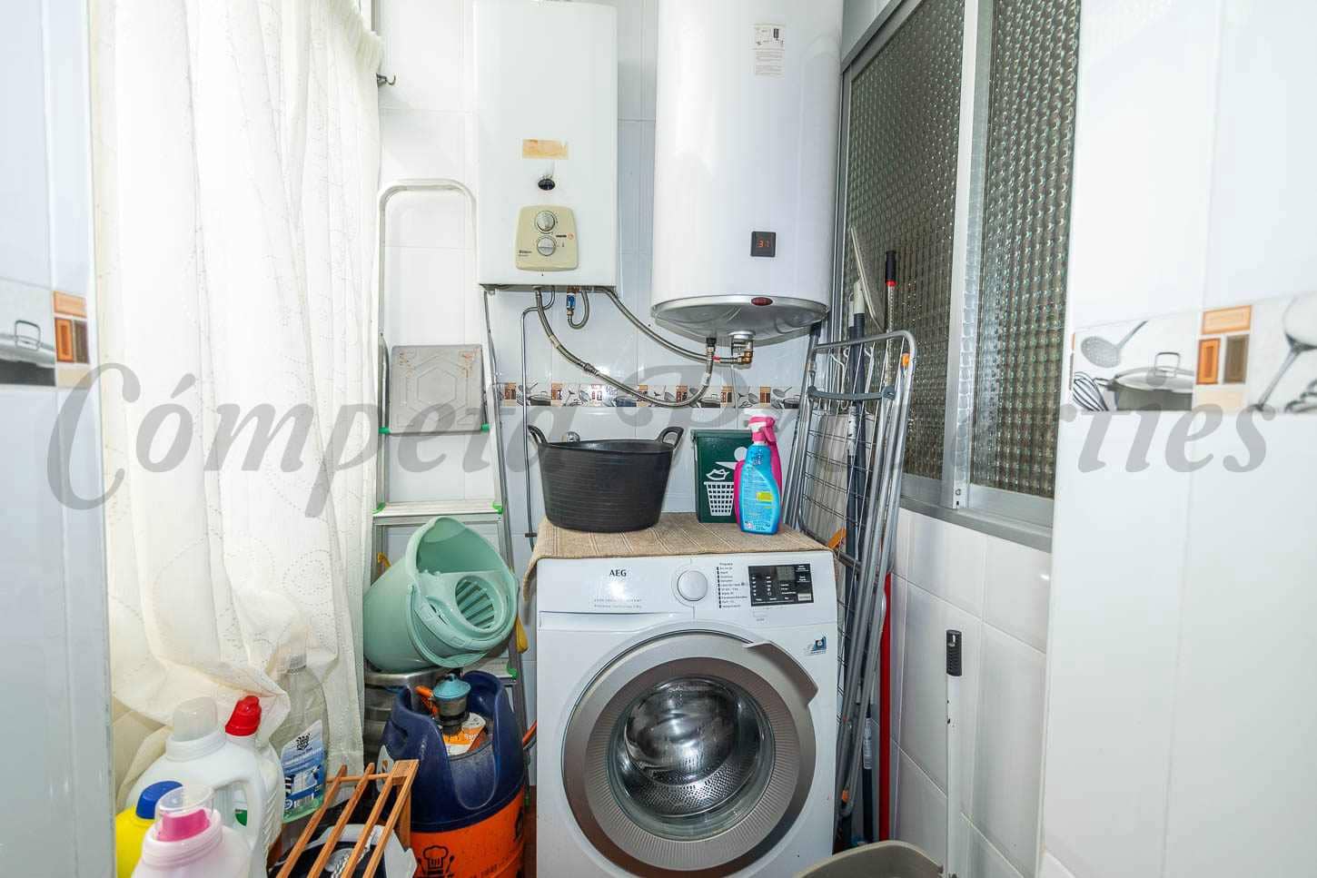 3 makuuhuone Huoneisto myytävänä paikassa Torrox - 210 000 € (Ref: 9775920)